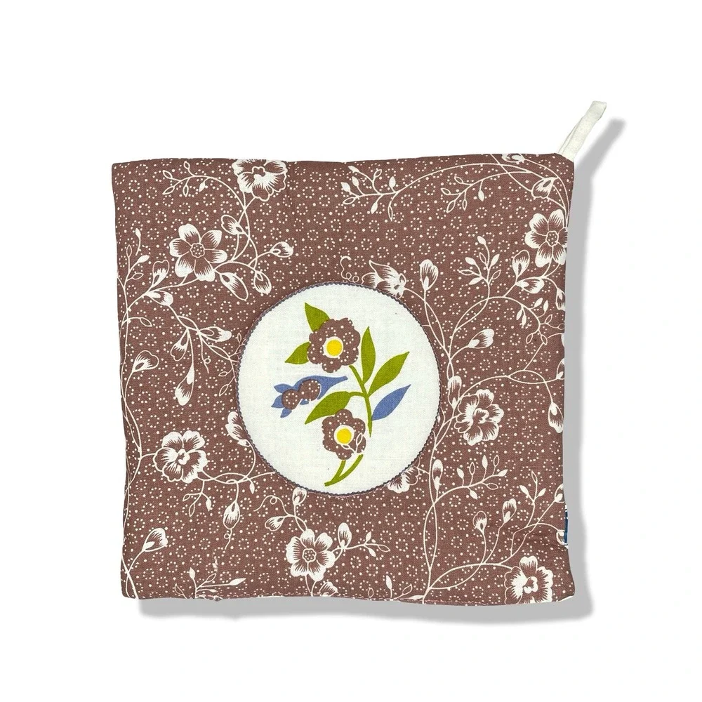 Vintage Quilt Floral Potholder Oven Mitt Brown White Flower Fabric Loop Handle